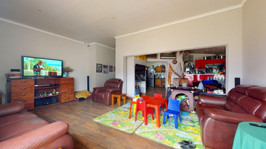 6 Bedroom Property for Sale in Potchefstroom North West